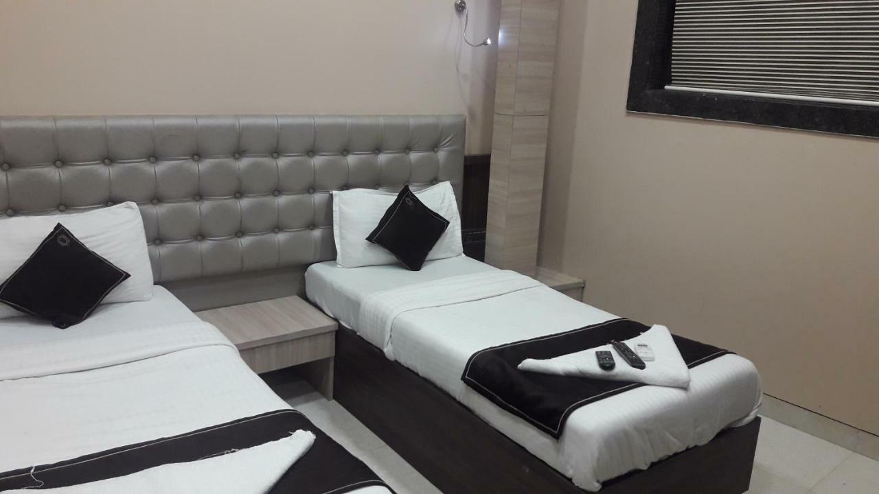 Shine Hospitality Hotel มุมไบ ภายนอก รูปภาพ